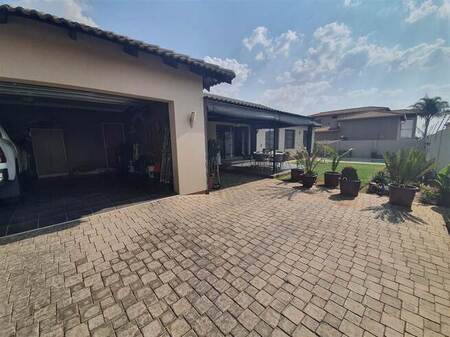 3 Bed Cluster in Sonneveld