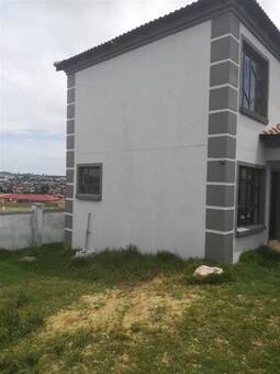 2 Bed Duplex in Munsieville South