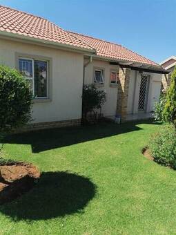 3 Bed Simplex in Dalpark