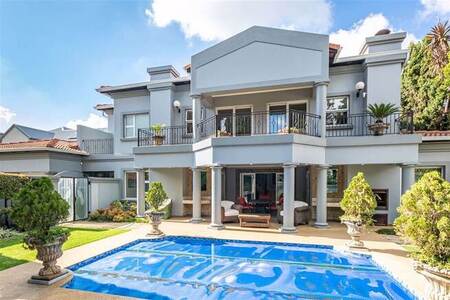 4 Bed Cluster in Bedfordview