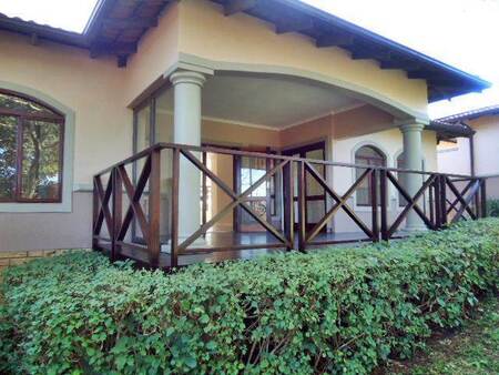 3 Bed Simplex in Le Domaine