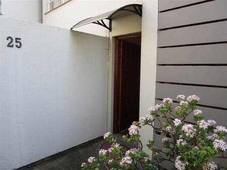 3 Bed Duplex in Bedford Gardens