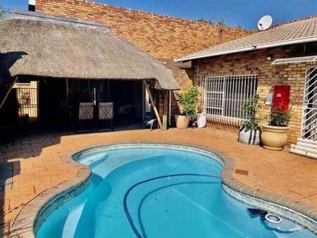 3 Bed Cluster in Kenleaf