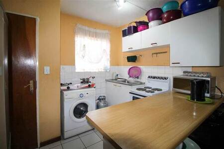 2 Bed Cluster in Germiston Central