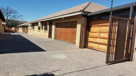 3 Bed Cluster in New Redruth
