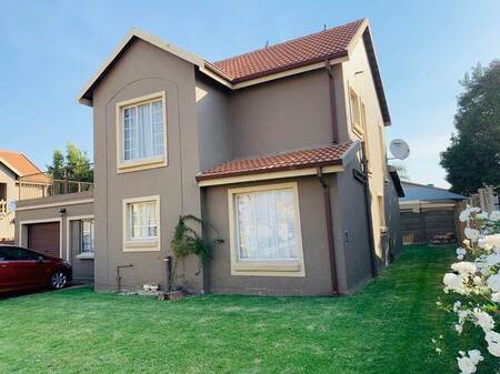 4 Bed Cluster in Eveleigh