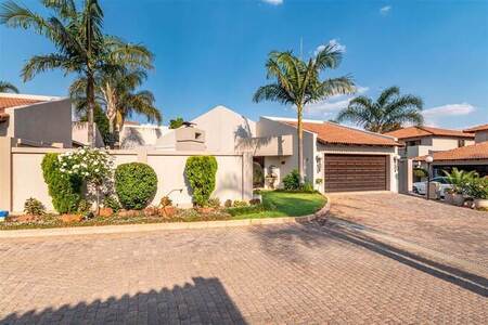 3 Bed Cluster in Bedfordview