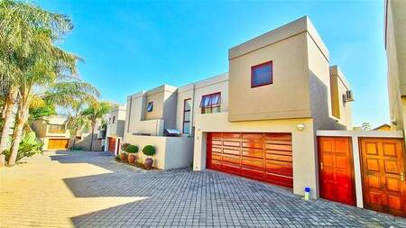 4 Bed Cluster in Oriel