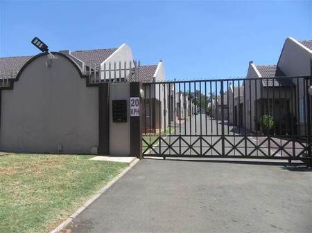 3 Bed Cluster in Albemarle