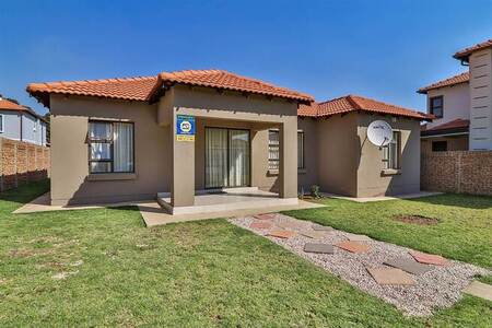 4 Bed Cluster in Parkrand