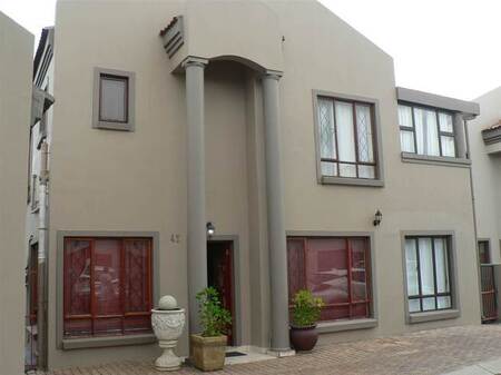 3 Bed Cluster in Chancliff Ridge