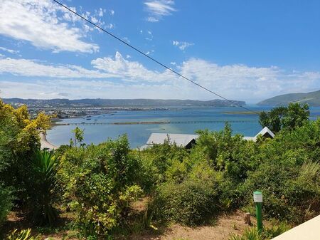 6 Bedroom Freehold For Sale in Paradise