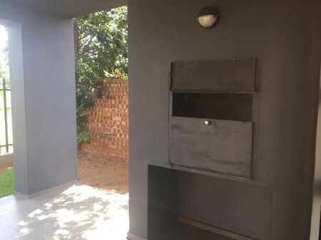 3 Bedroom Townhouse To Rent in Lydenburg