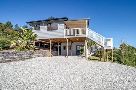 4 Bedroom Freehold For Sale in Knysna Heights