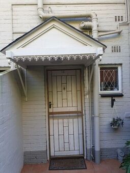 3 Bedroom Townhouse To Rent in Hillcrest Central