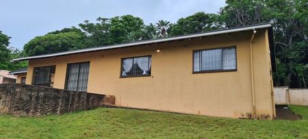 3 Bedroom Freehold For Sale in Glenmore