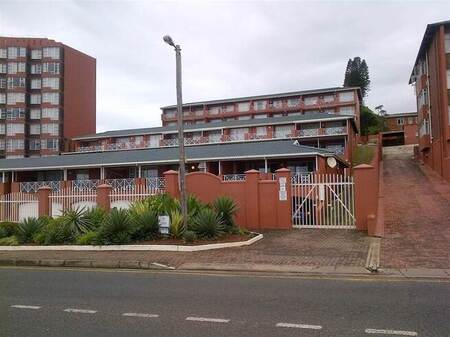 3 Bed Duplex in Scottburgh Central