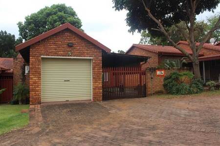 3 Bed Cluster in Barberton