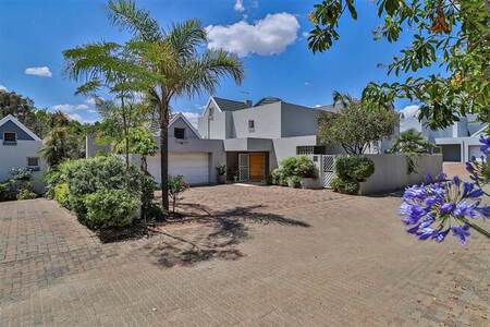 3 Bed Cluster in Bedfordview
