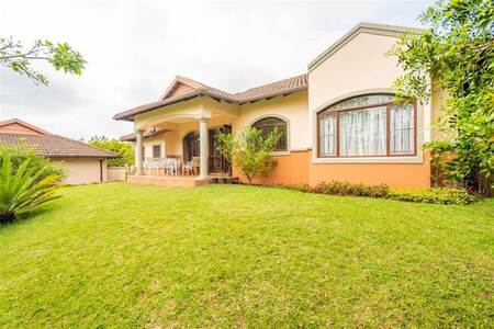 2 Bed Simplex in Le Domaine