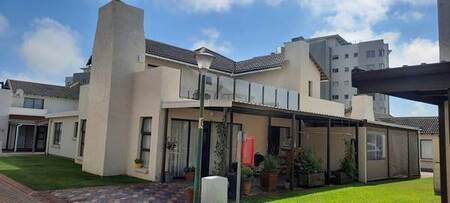 2 Bed Duplex in Diaz Beach