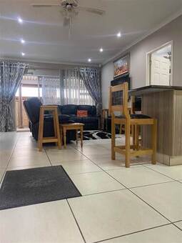 4 Bed Simplex in Northdene