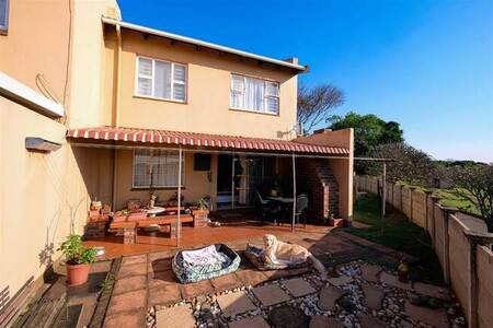 3 Bed Duplex in Bluff