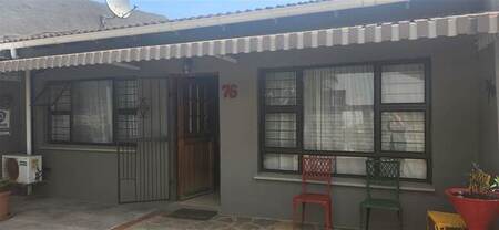 3 Bed Simplex in Bluff