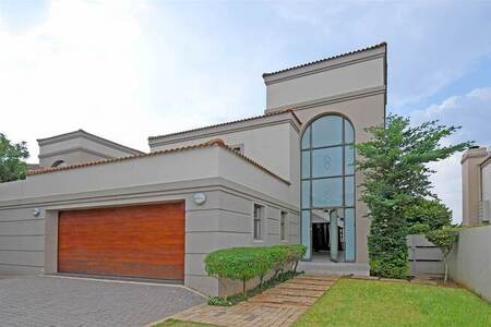 4 Bed Cluster in Bedfordview