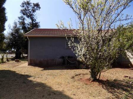 3 Bed Simplex in Hillshaven