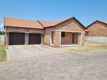 3 Bed Cluster in Kookrus