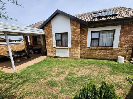 2 Bed Simplex in Beyers Park