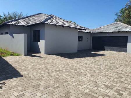 4 Bed Cluster in Brackenhurst