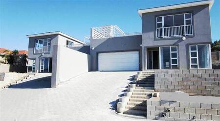 3 Bed Duet in Island View