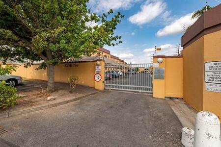 1 Bed Duplex in Ferndale