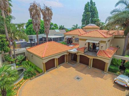 4 Bed Cluster in Bedfordview