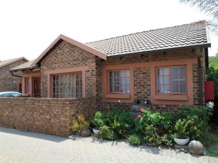 2 Bed Simplex in Greenstone Hill