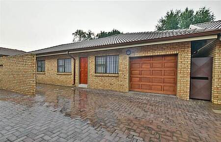 4 Bed Cluster in New Redruth