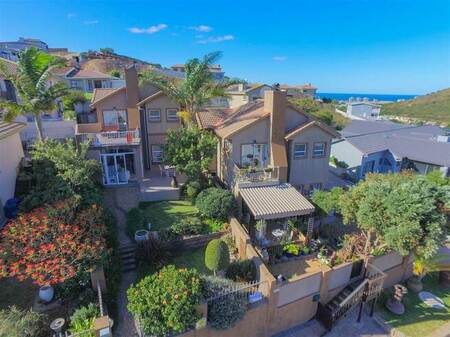 3 Bed Duet in Island View