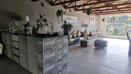 4 Bed Duplex in Escombe