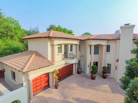 4 Bed Cluster in Bedfordview