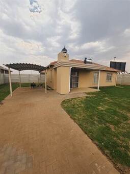 3 Bed Simplex in Germiston Central