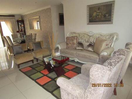 3 Bed Cluster in New Redruth