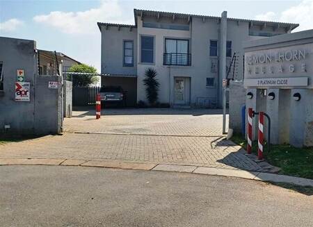 3 Bed Duplex in Albertsdal
