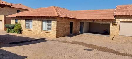 3 Bed Cluster in Alberton