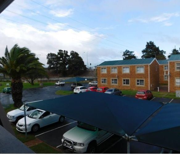 Clean 2 Bedroom Apartment / Flat to Rent in Wilgerpark Bellville, Belgravia RentUncle