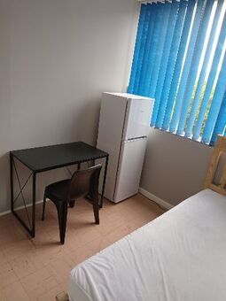 R2950 Student Accommodation  (Fully furnished)