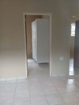 2.	Rentals Ranging  2.8k to 4.5k  Louis Trichardt,   a walking distance to Makhdo Crossing with a functional Borehole on Standby.
