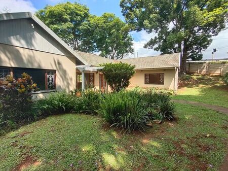 Townhouse Rental Monthly in Waterfall