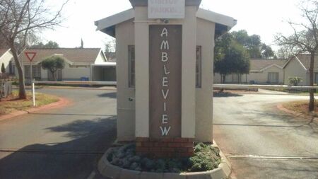Townhouse Rental Monthly in Amandasig